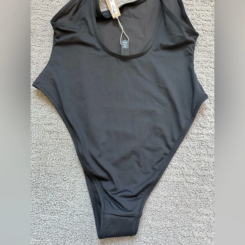 SKIMS Recycled Swim Scoop Neck One-Piece Swimsuit Black XL NWT